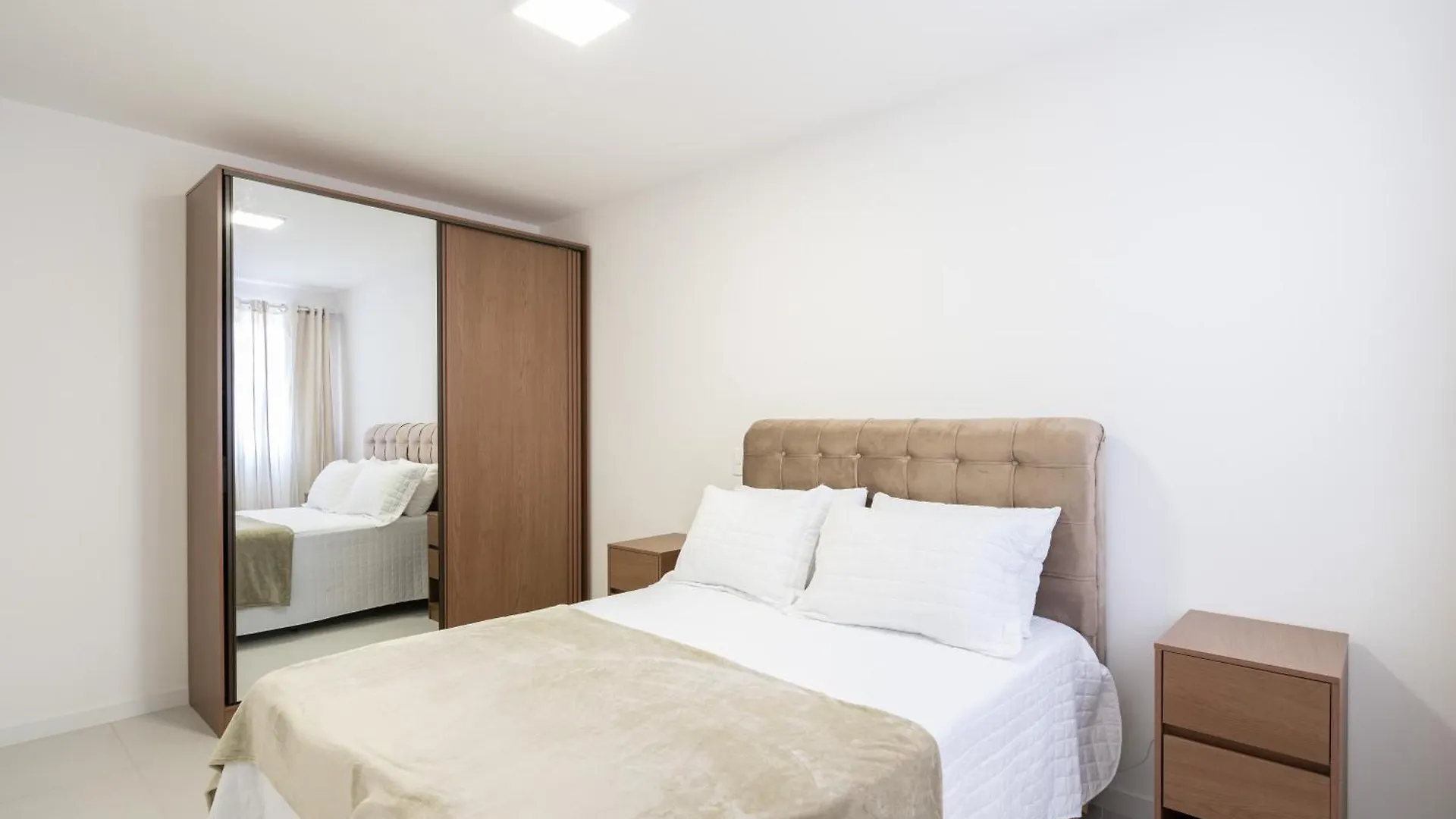 Aptos Com 2 Quartos Piscina Churrasqueira Wi-Fi Ar Condicionado Vaga De Garagem A 500M Praia Ideal Para Familias Ou Amigos Reserve Agora Picarras